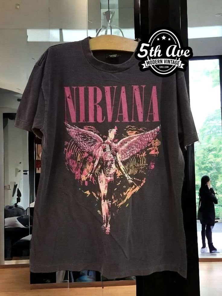 Nirvana-Galaxy-In Utero-Asphalt t-shirt